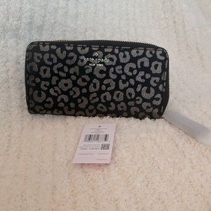 NWT Kate Spade Chelsea Large a continental Wallet